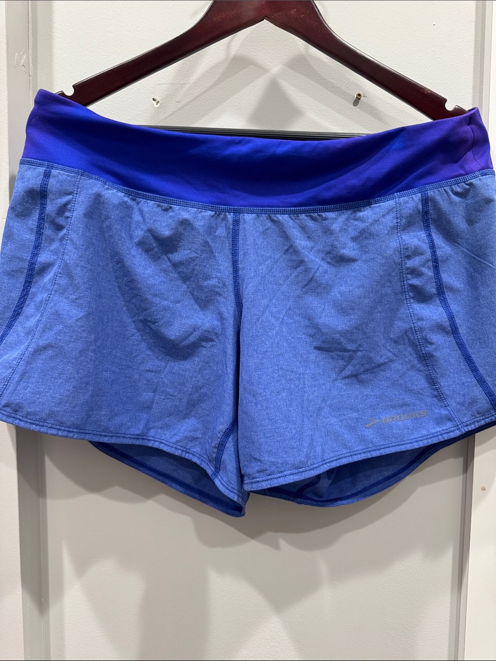 Brooks Women's Two-Tone Blue Running Shorts